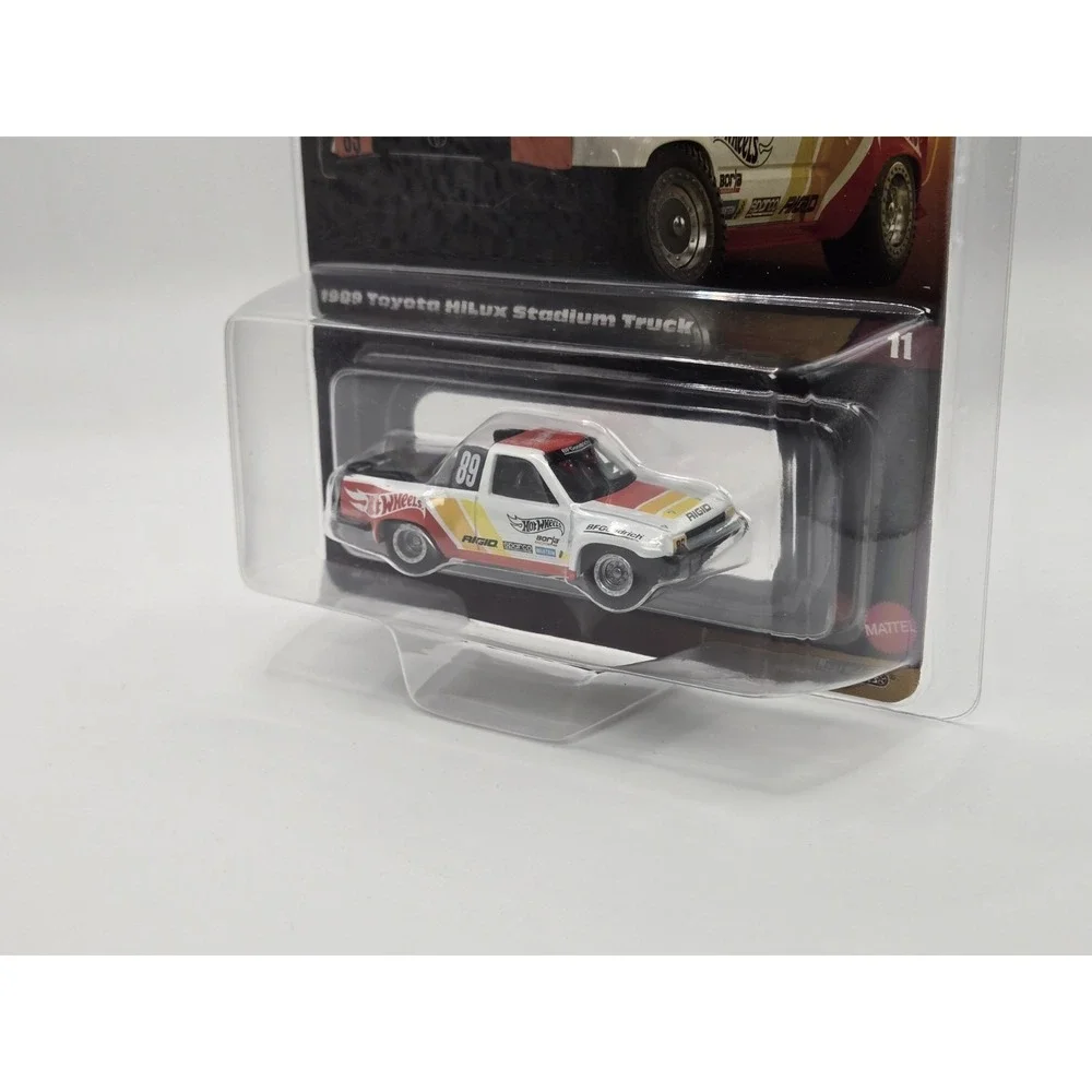 Hot Wheels Elite 64 1989 Toyota Hilux Stadium Truck #11 Mattel Creations Diecast